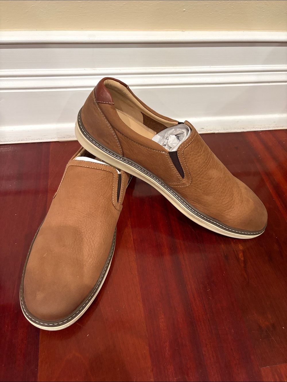 Men's Slip-On Casual Leather Shoes in Brown